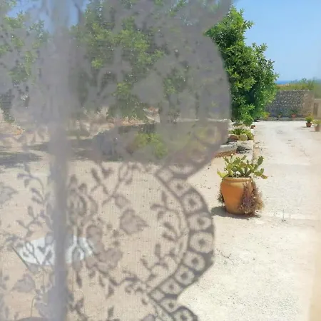 Ferienhaus Il Baglio Di Kharrub Rural Guest House