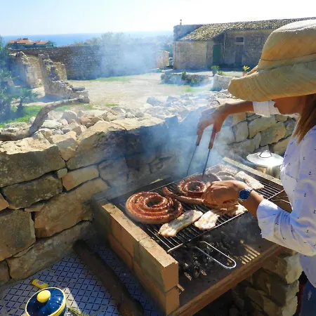 Il Baglio Di Kharrub Rural Guest House *