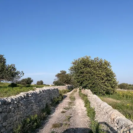 Il Baglio Di Kharrub Rural Guest House *