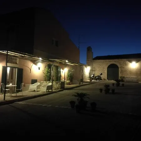 Ferienhaus Il Baglio Di Kharrub Rural Guest House Pozzallo