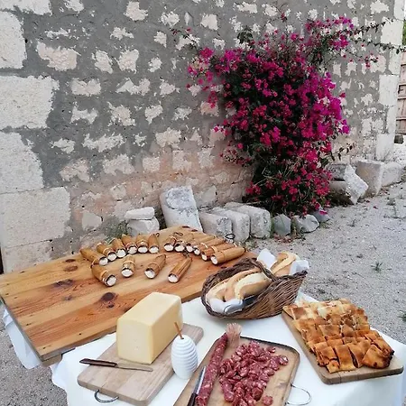 Il Baglio Di Kharrub Rural Guest House * Pozzallo